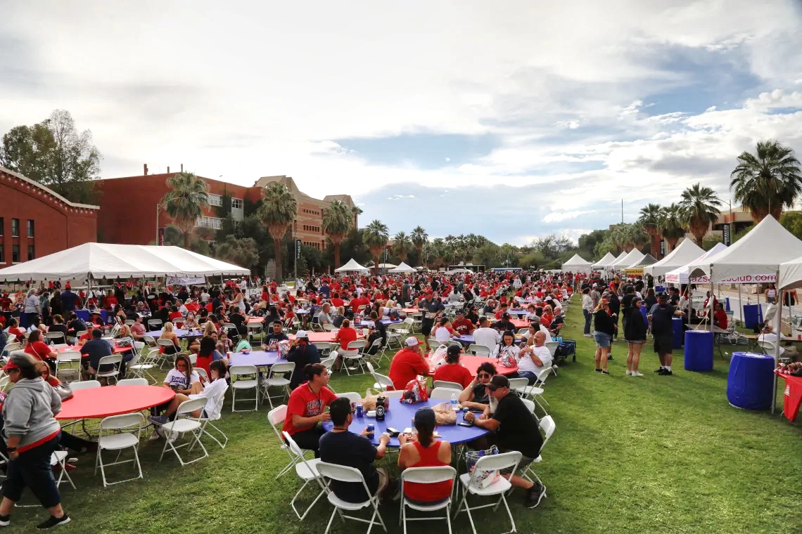 Tailgate crowd